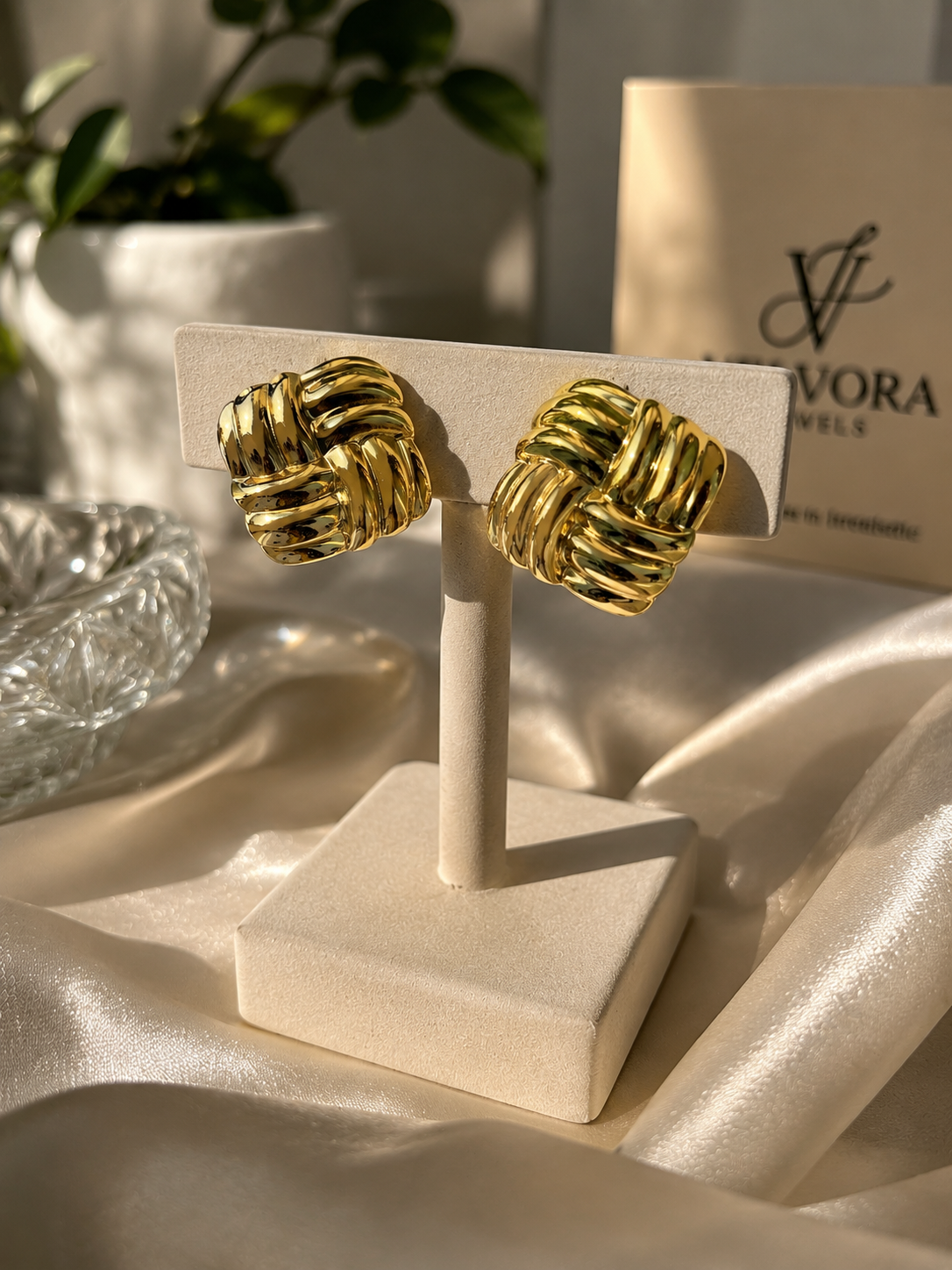 Vintage Luxe Knot Earrings