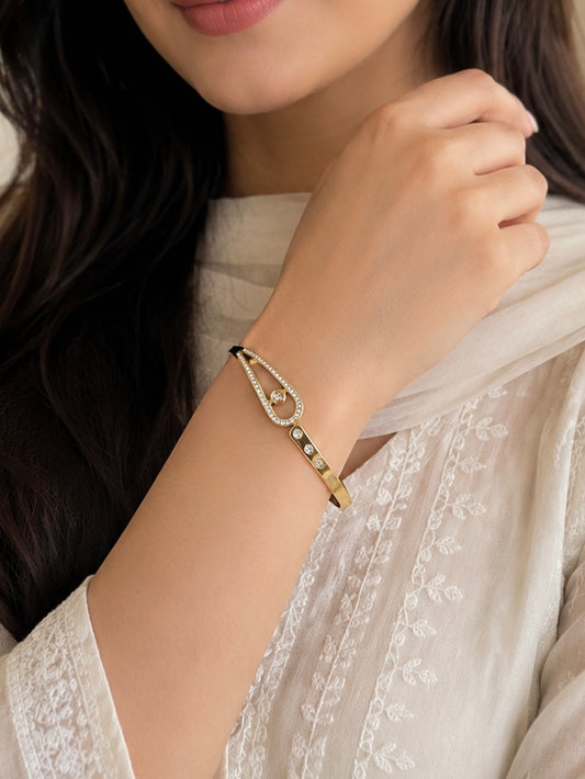 Elegant Gold Crystal Bracelet