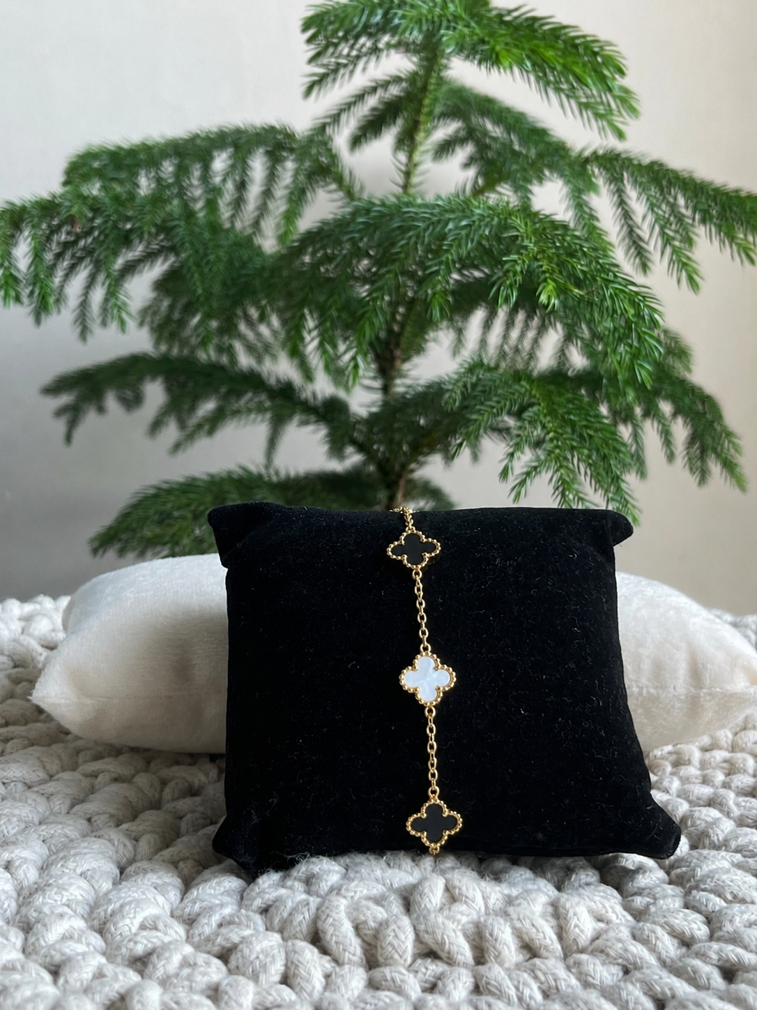 Parisian Clover Charm Bracelet